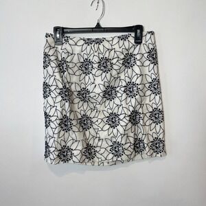 J.CREW Floral Mini Skirt Womens Size 6 Navy Blue Embroidered Elastic Waist G8559